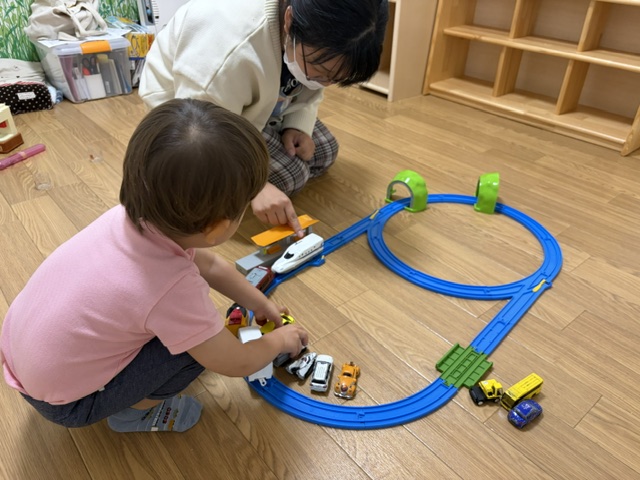 保育士による遊び